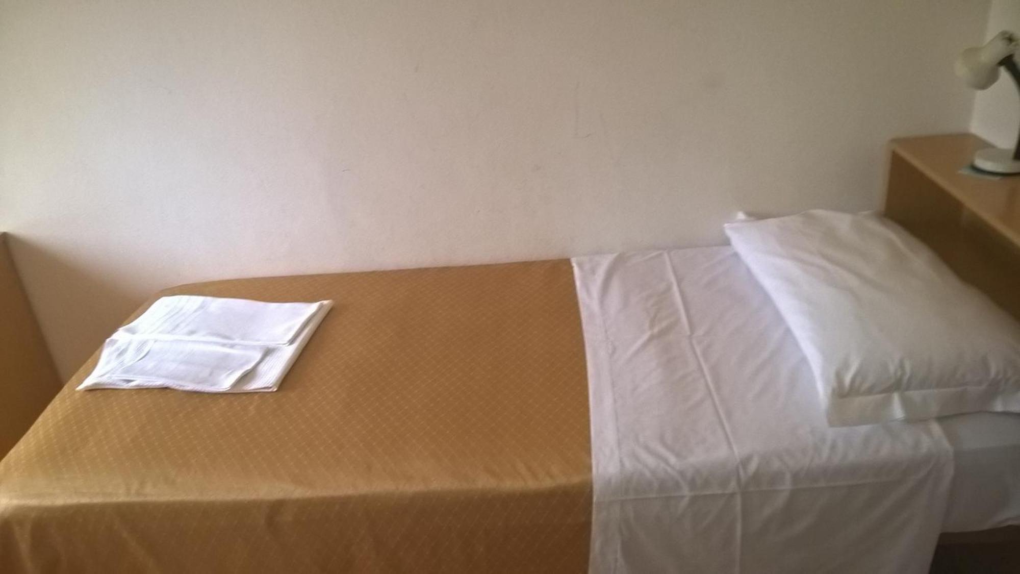 Hotel Parigi Castel San Pietro Terme Δωμάτιο φωτογραφία