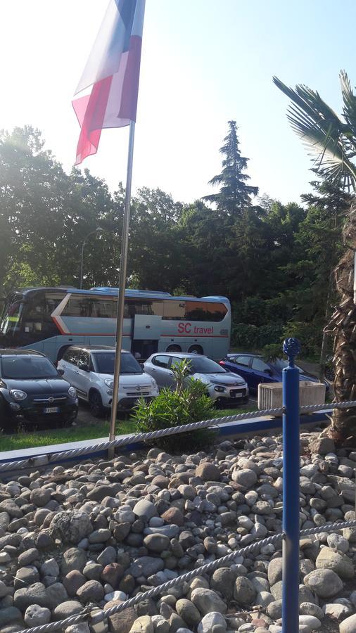 Hotel Parigi Castel San Pietro Terme Εξωτερικό φωτογραφία