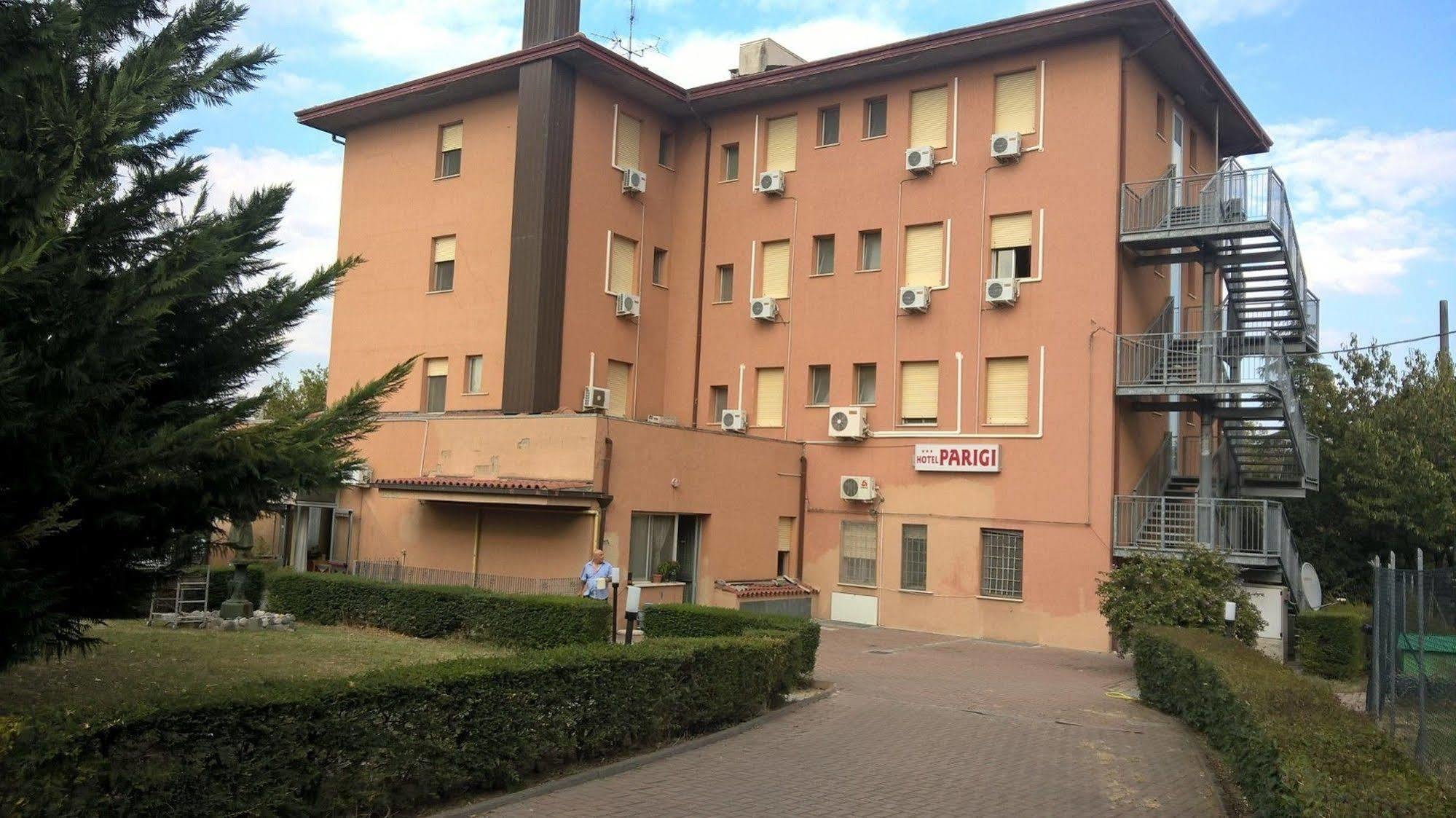 Hotel Parigi Castel San Pietro Terme Εξωτερικό φωτογραφία